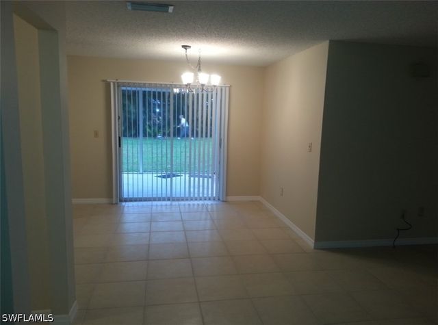 754 99th AVE N, Naples, FL 34108