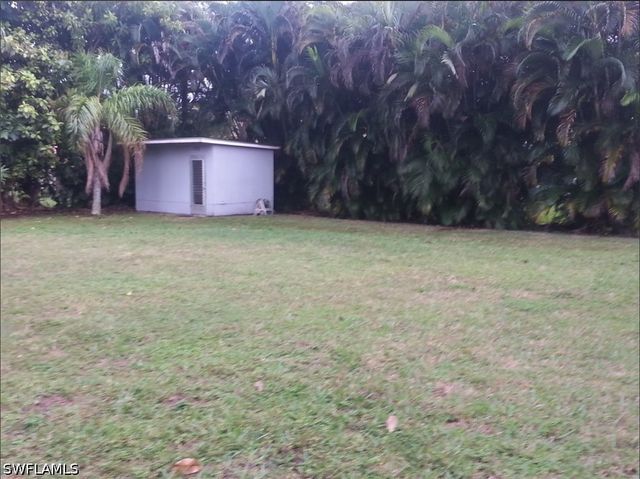 754 99th AVE N, Naples, FL 34108