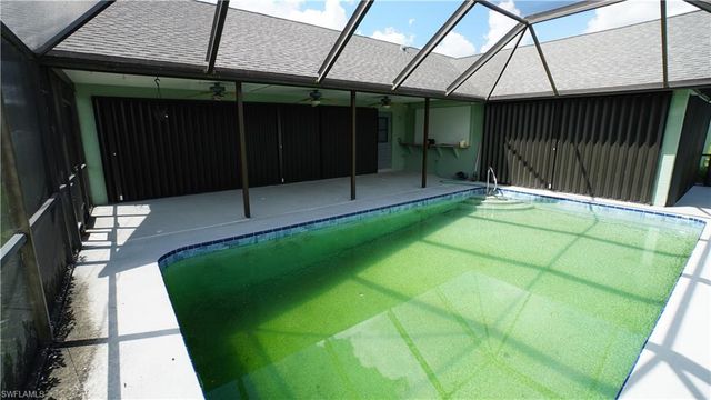 127 12th PL, Cape Coral, FL 33990