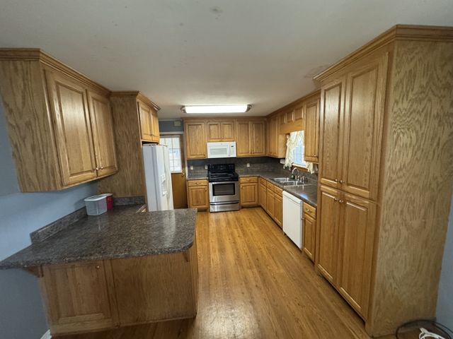 100 Sun Cir, Shelbyville, TN 37160