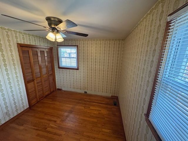 100 Sun Cir, Shelbyville, TN 37160