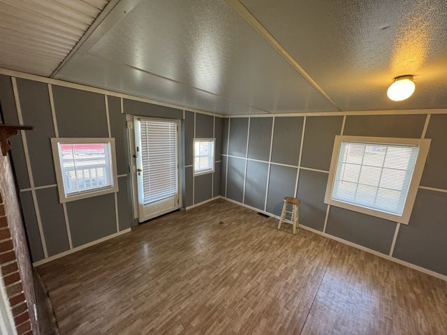 100 Sun Cir, Shelbyville, TN 37160