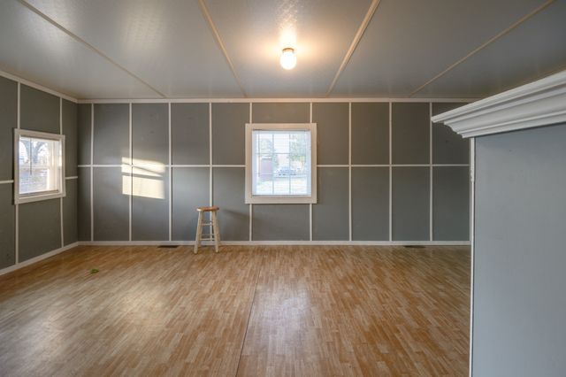 100 Sun Cir, Shelbyville, TN 37160