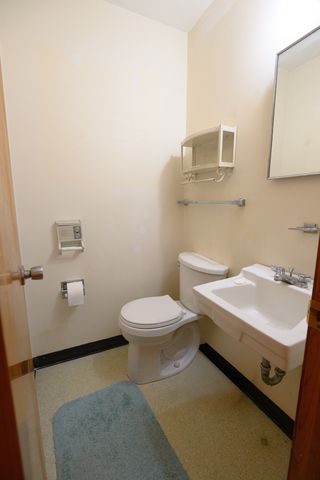 100 Sun Cir, Shelbyville, TN 37160