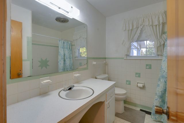 100 Sun Cir, Shelbyville, TN 37160