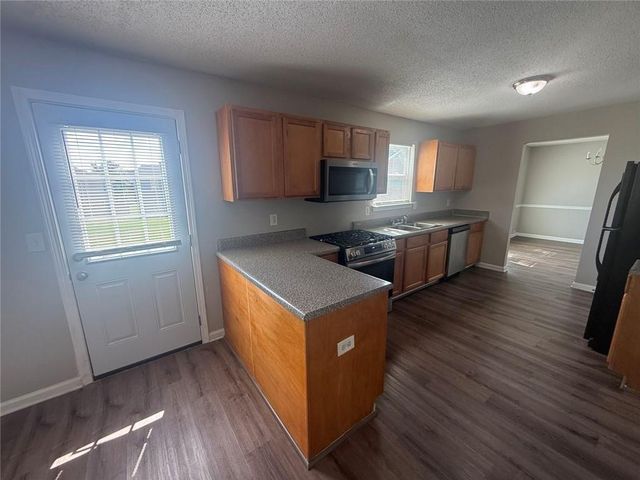 7130 Jumpers Trail, Fairburn, GA 30213