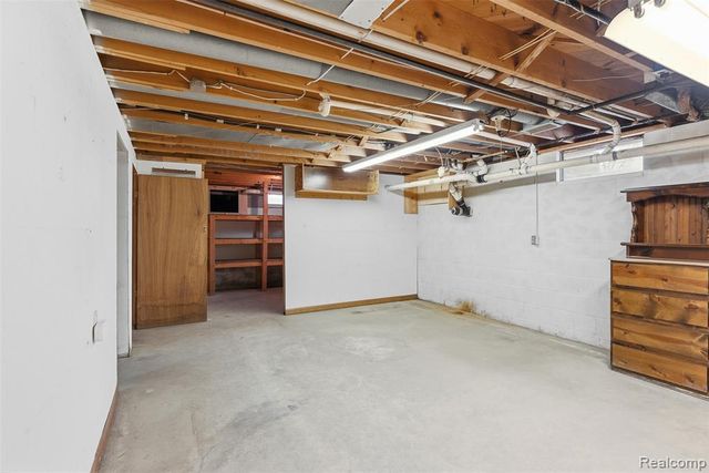 11840 Woodland Drive, Lennon, MI 48449