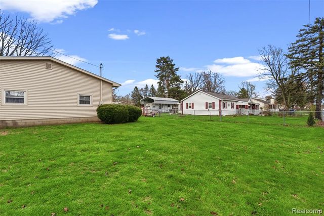 11840 Woodland Drive, Lennon, MI 48449
