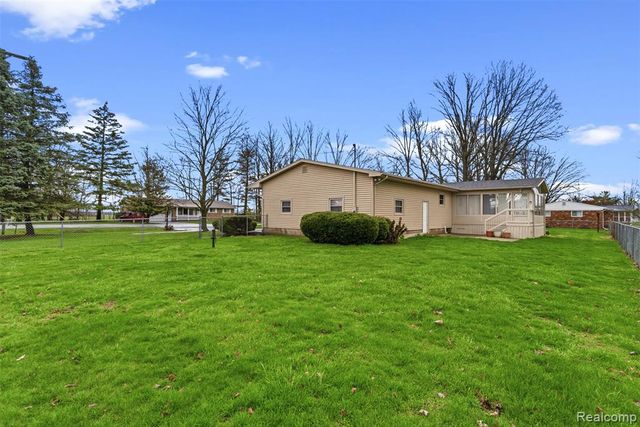11840 Woodland Drive, Lennon, MI 48449