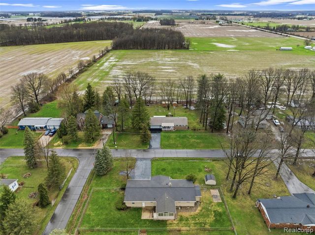 11840 Woodland Drive, Lennon, MI 48449