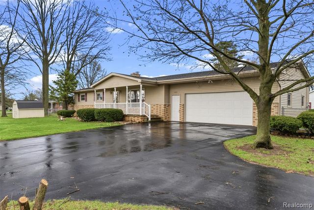 11840 Woodland Drive, Lennon, MI 48449