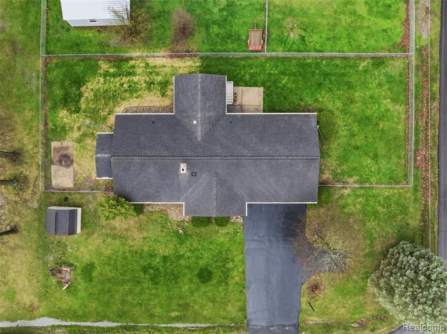 11840 Woodland Drive, Lennon, MI 48449