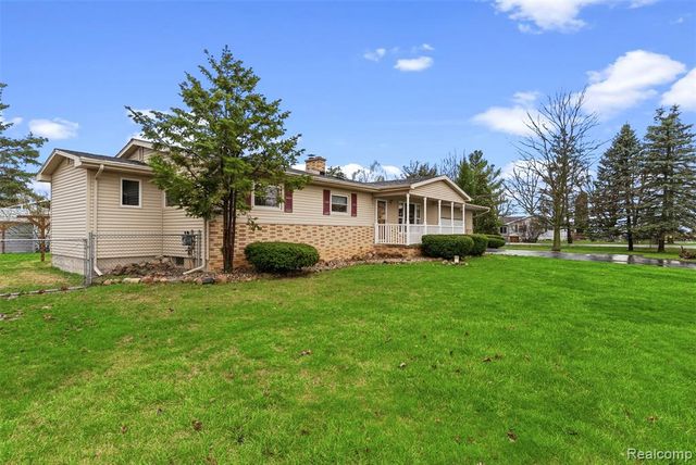 11840 Woodland Drive, Lennon, MI 48449