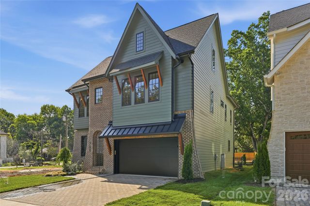 709 Bertonley Avenue, Charlotte, NC 28211