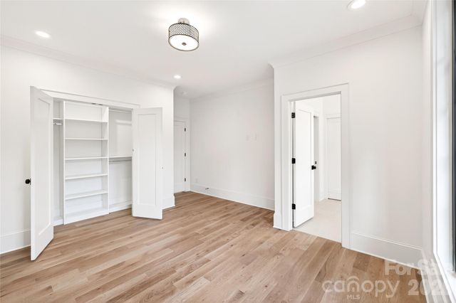709 Bertonley Avenue, Charlotte, NC 28211