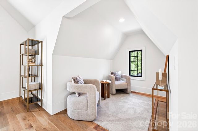709 Bertonley Avenue, Charlotte, NC 28211