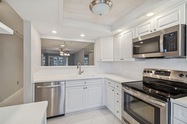 11317 VERSAILLES LANE 5, Port Richey, FL 34668