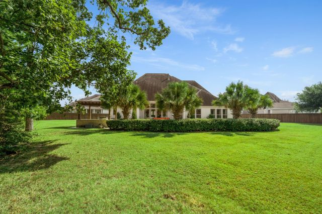 2343 Bottlebrush Lane, Conroe, TX 77384