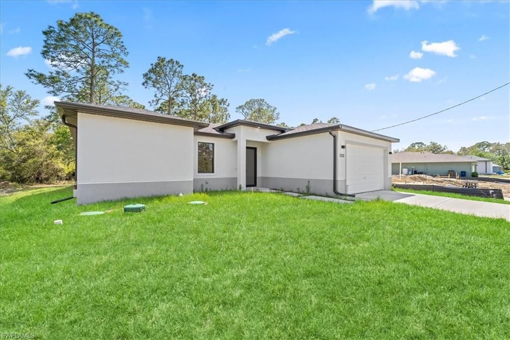 2914 67th ST W, LEHIGH ACRES, FL 33971 — photo 4