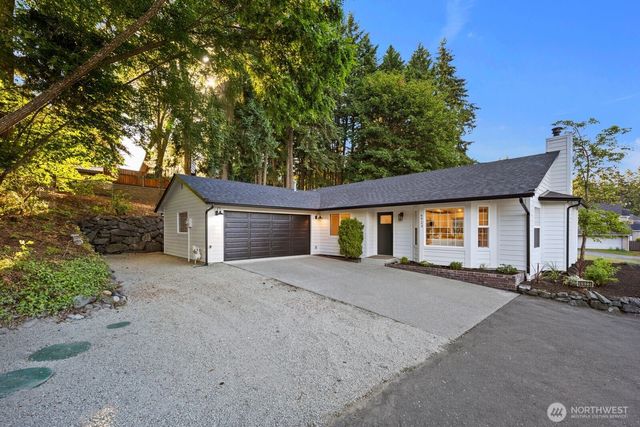 6923 35th Street W, University Place, WA 98466