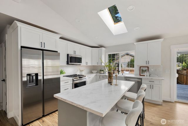 6923 35th Street W, University Place, WA 98466