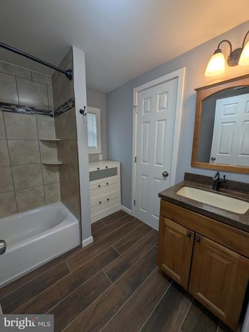 200 ROBWOOD RD, Dundalk, MD 21222