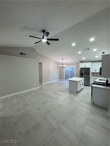 2218 Placer Creek Court, Las Vegas, NV 89156