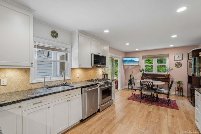 3 Stephen Court, New City, NY 10956