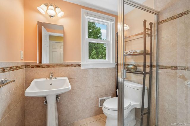 3 Stephen Court, New City, NY 10956