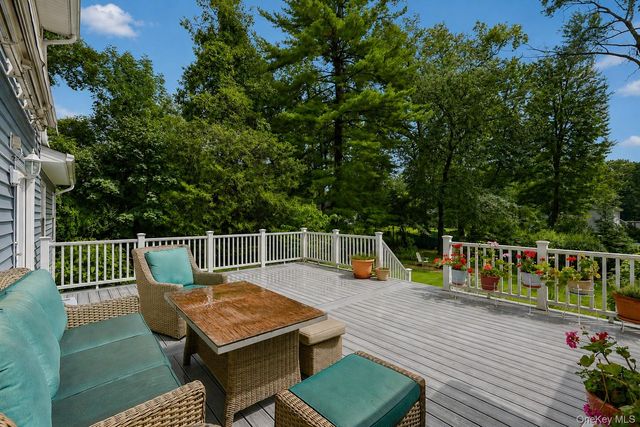 3 Stephen Court, New City, NY 10956