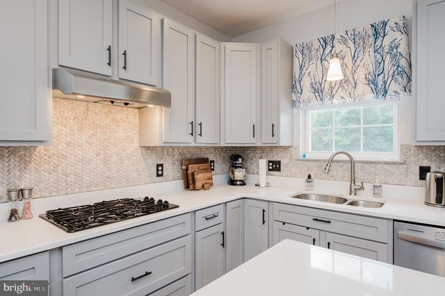 116 GLENRAY CT, New Freedom, PA 17349