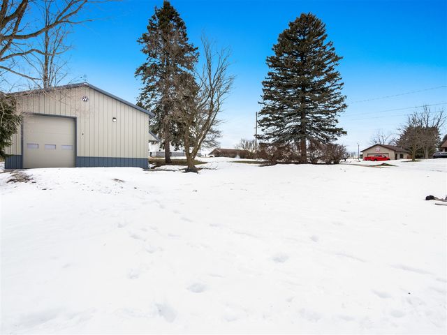 439 9th Street, Manistee, MI 49660