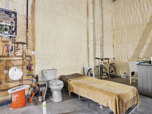 439 9th Street, Manistee, MI 49660