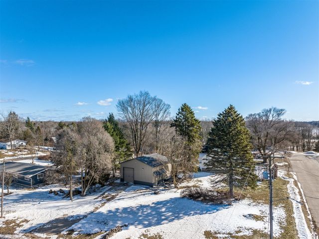 439 9th Street, Manistee, MI 49660