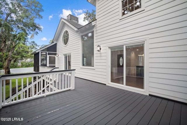 209 Cottage Farm Drive, Beaufort, SC 29902