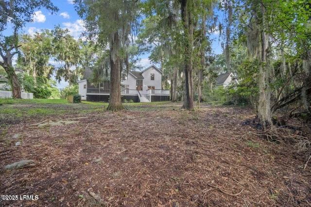 209 Cottage Farm Drive, Beaufort, SC 29902