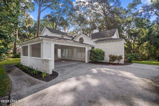 209 Cottage Farm Drive, Beaufort, SC 29902