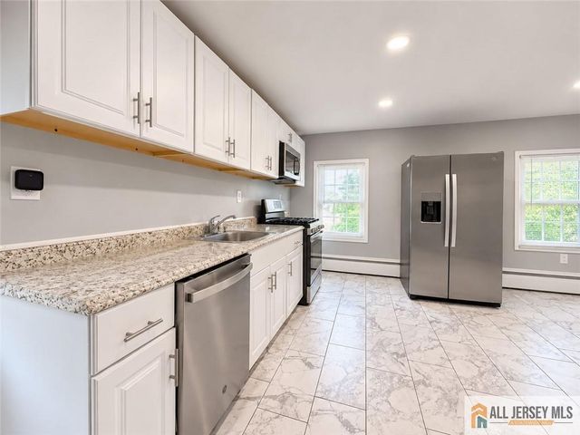 6 Rutgers Road, East Brunswick, NJ 08816
