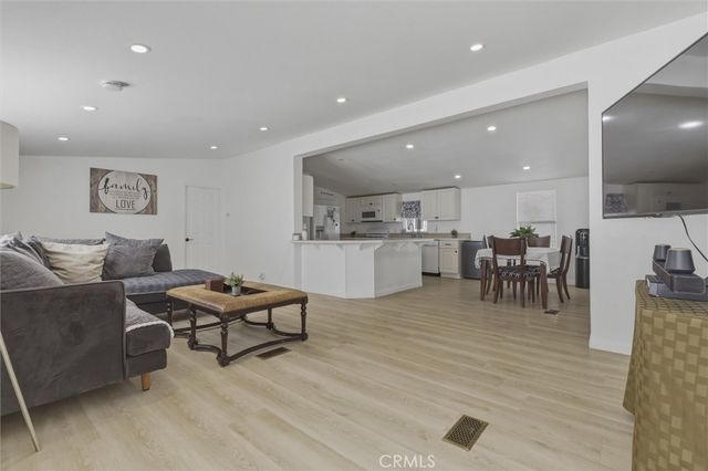 320 N Park Vista Street 21, Anaheim, CA 92806