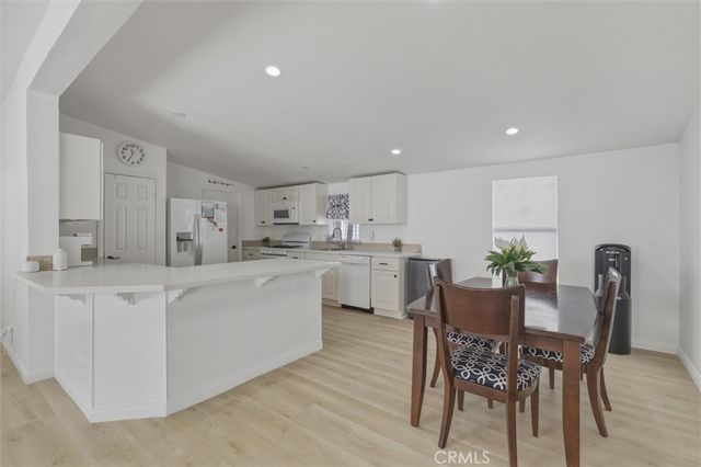 320 N Park Vista Street 21, Anaheim, CA 92806