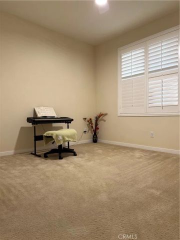 717 S Azusa C, Azusa, CA 91702