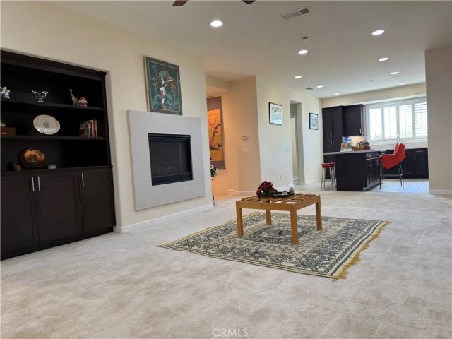 717 S Azusa C, Azusa, CA 91702