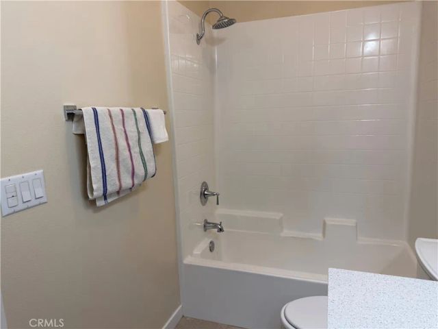 717 S Azusa C, Azusa, CA 91702