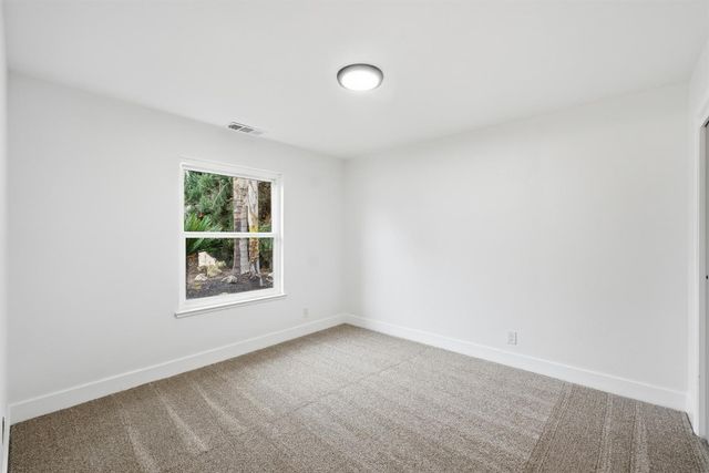 2589 W Barstow Avenue, Fresno, CA 93711