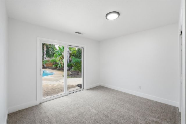 2589 W Barstow Avenue, Fresno, CA 93711