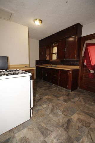 1652 S Washington Ave, Wichita, KS 67211