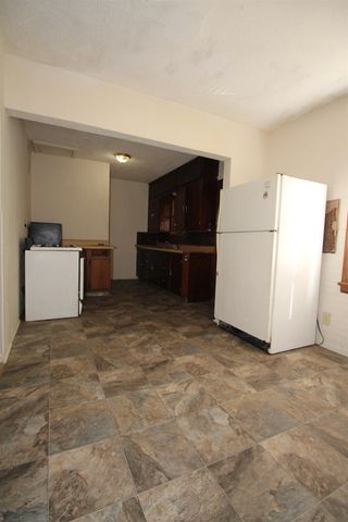 1652 S Washington Ave, Wichita, KS 67211