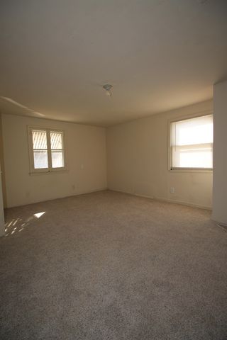 1652 S Washington Ave, Wichita, KS 67211