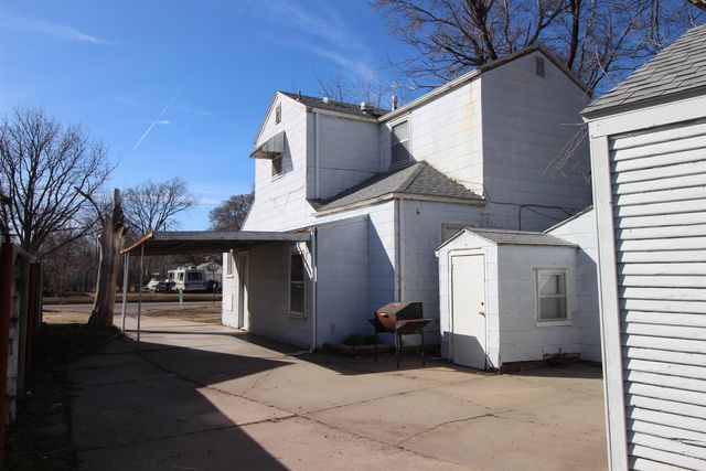 1652 S Washington Ave, Wichita, KS 67211