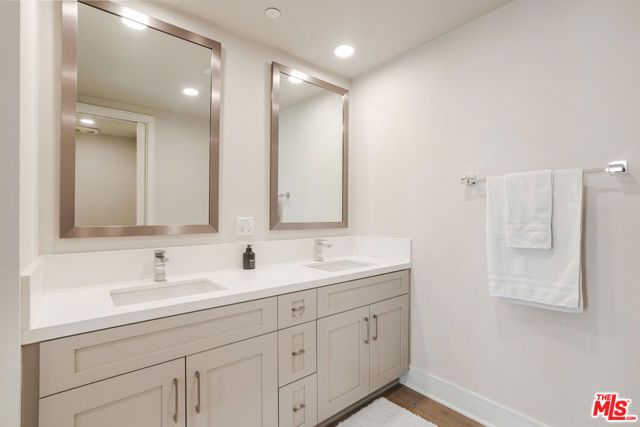 6030 Seabluff Drive 423, Los Angeles, CA 90094